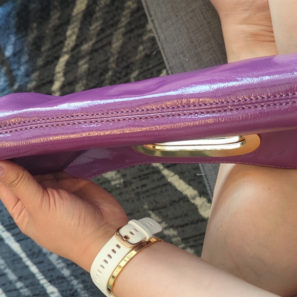 Michael Kors Berkley handle clutch - Picture 9 of 12